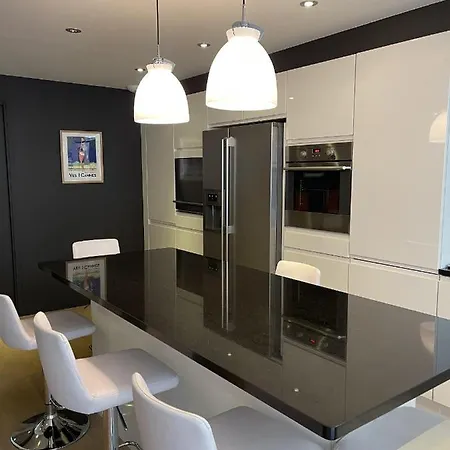 Apartment Magnifique Modern Avec Terrasse Fern12 *